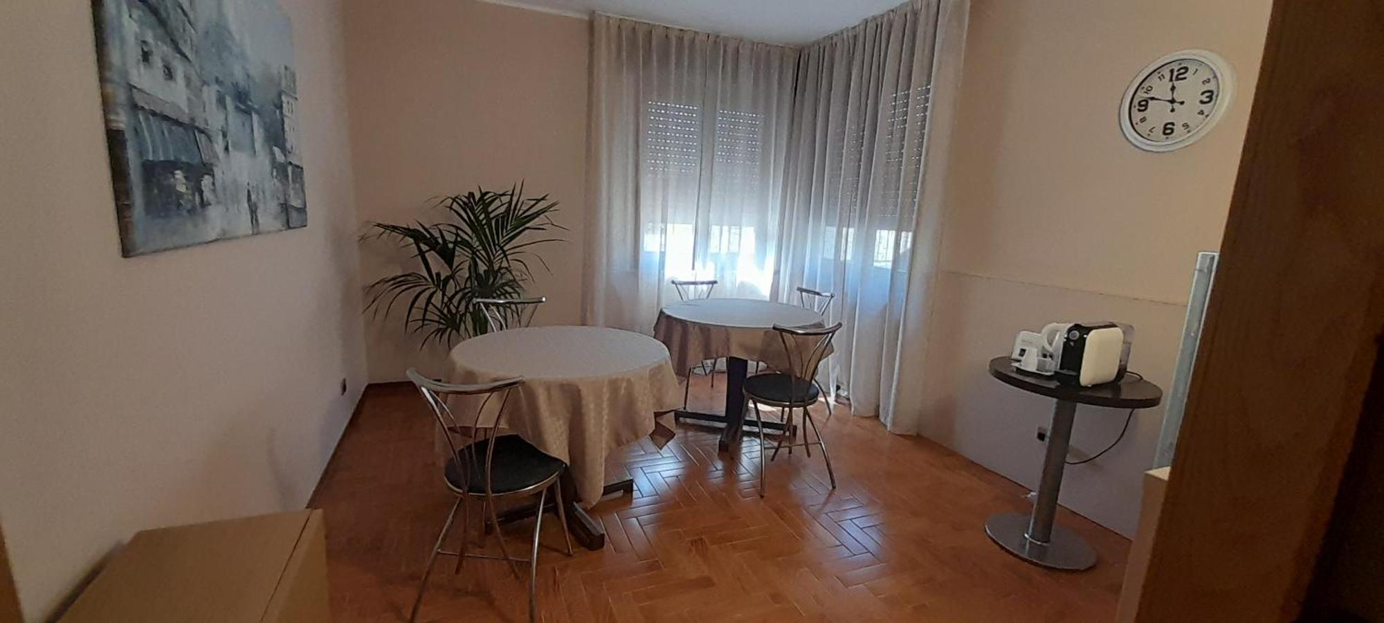 Hotel Ceretto Busca Bagian luar foto